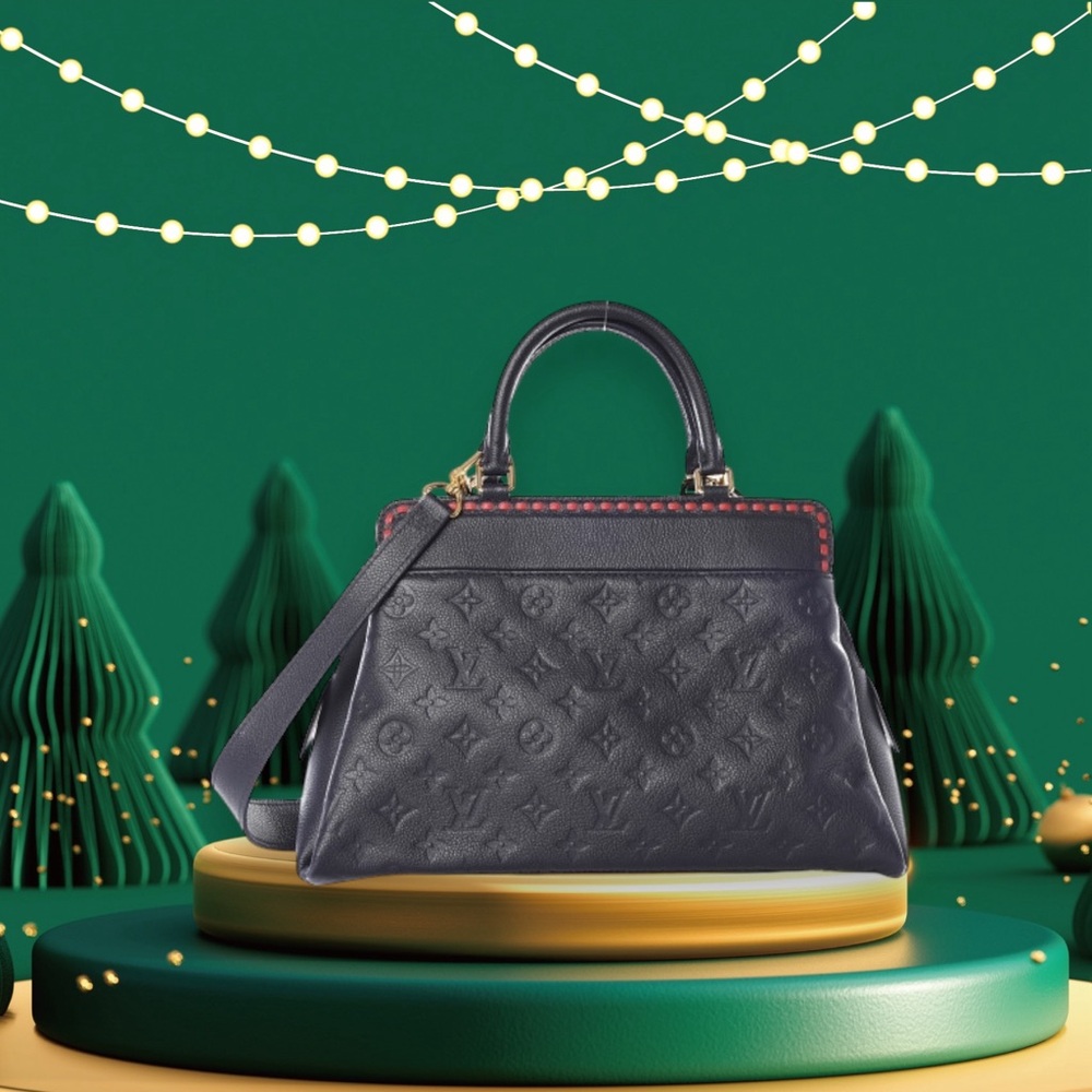 Louis Vuitton Black Shoulder Bag Quilted Leather